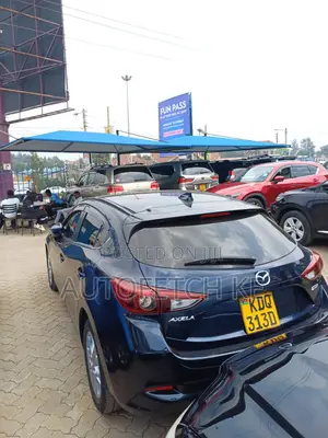 Mazda Axela 2017 Blue