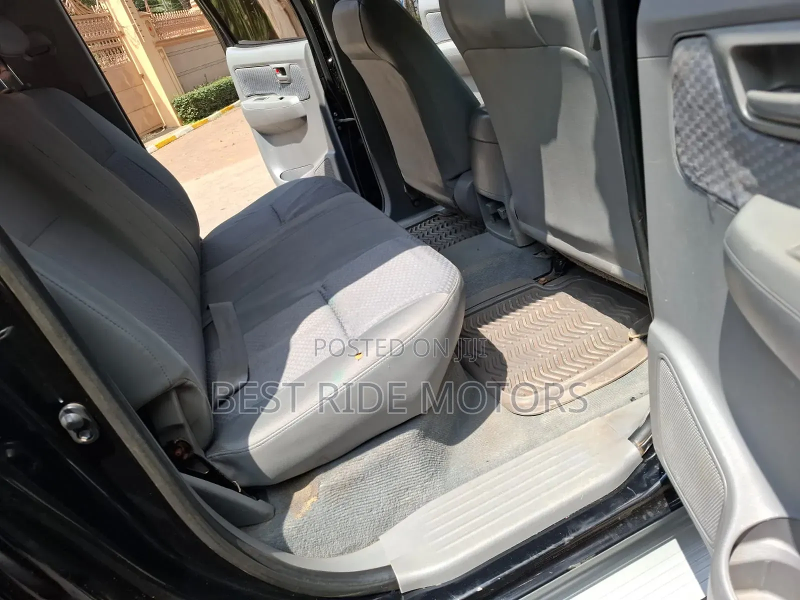 Toyota Hilux 2009 Black