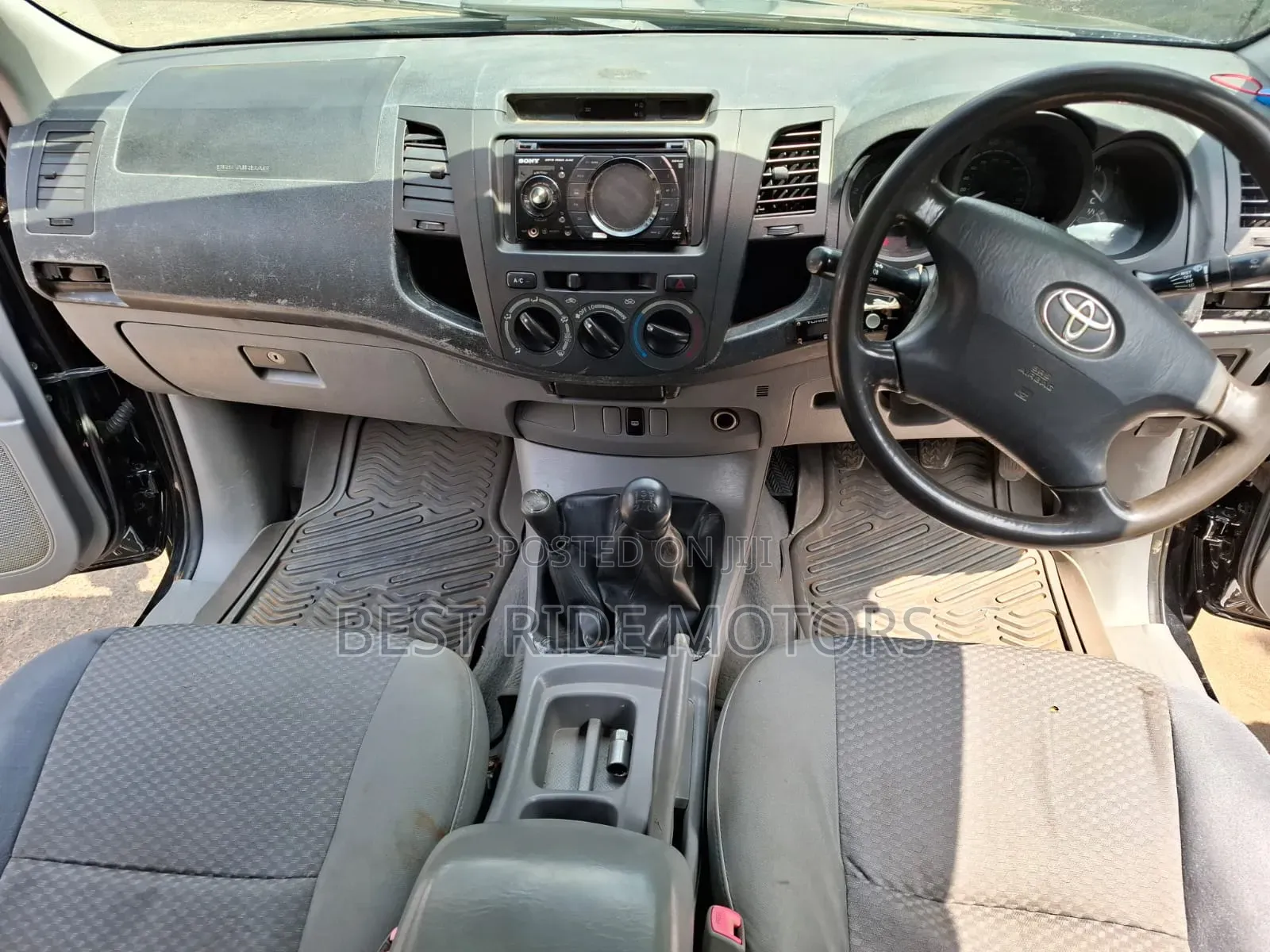 Toyota Hilux 2009 Black