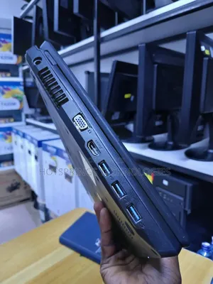 Laptop Fujitsu 8GB Intel Core i3 SSD 256GB