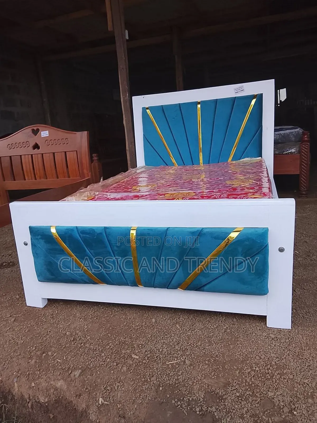 5x6 Teal and White Frame Bed