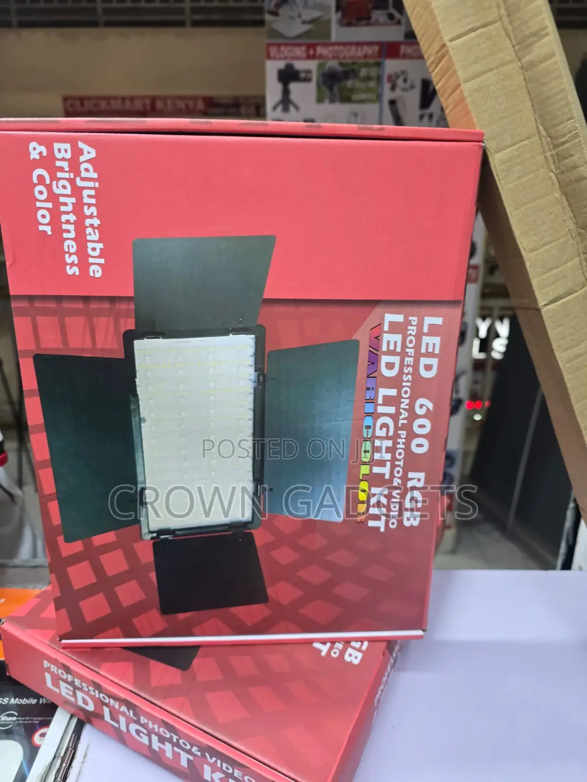 Professional LED 600 RGB Camera Light With Tripod Stand