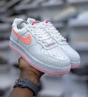 Nike Air Force 1 Valentine