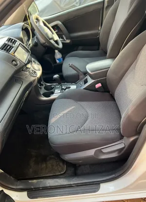 Toyota RAV4 2015 White