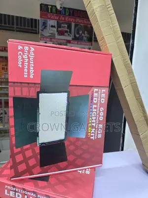 RGB LED 600 Fill Light With Remote Control Light Stand