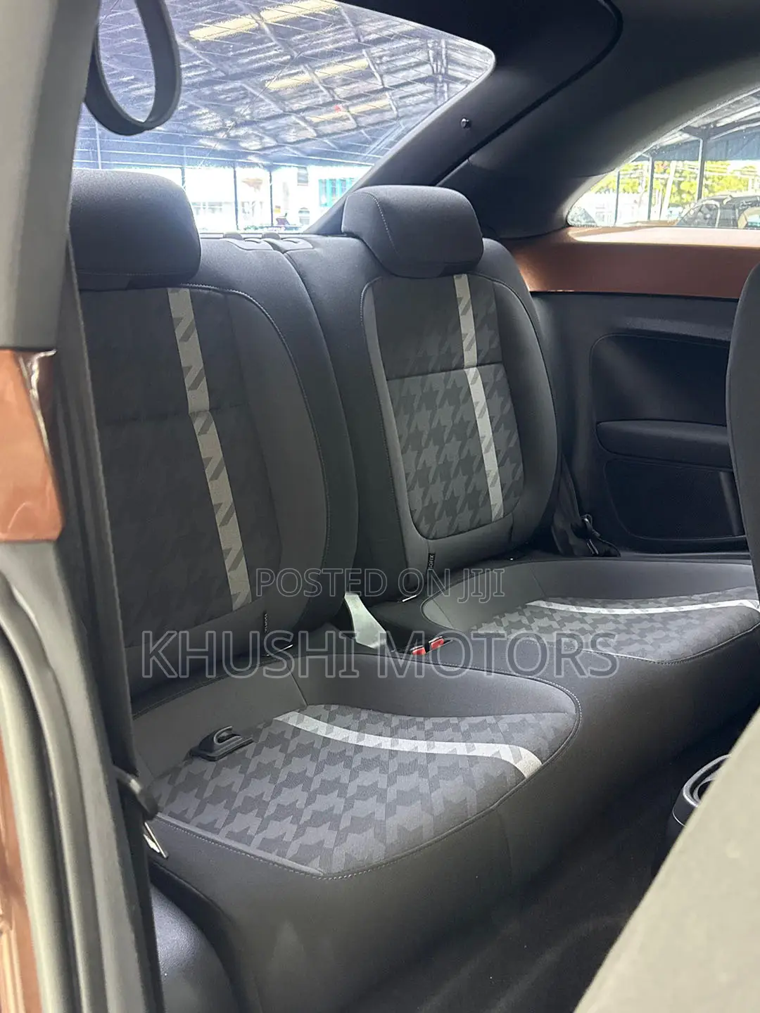Volkswagen Beetle 2018 Brown