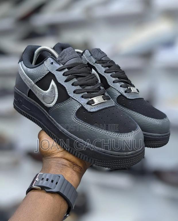 Nike Air Force 1 Valentine - thumbnail 2