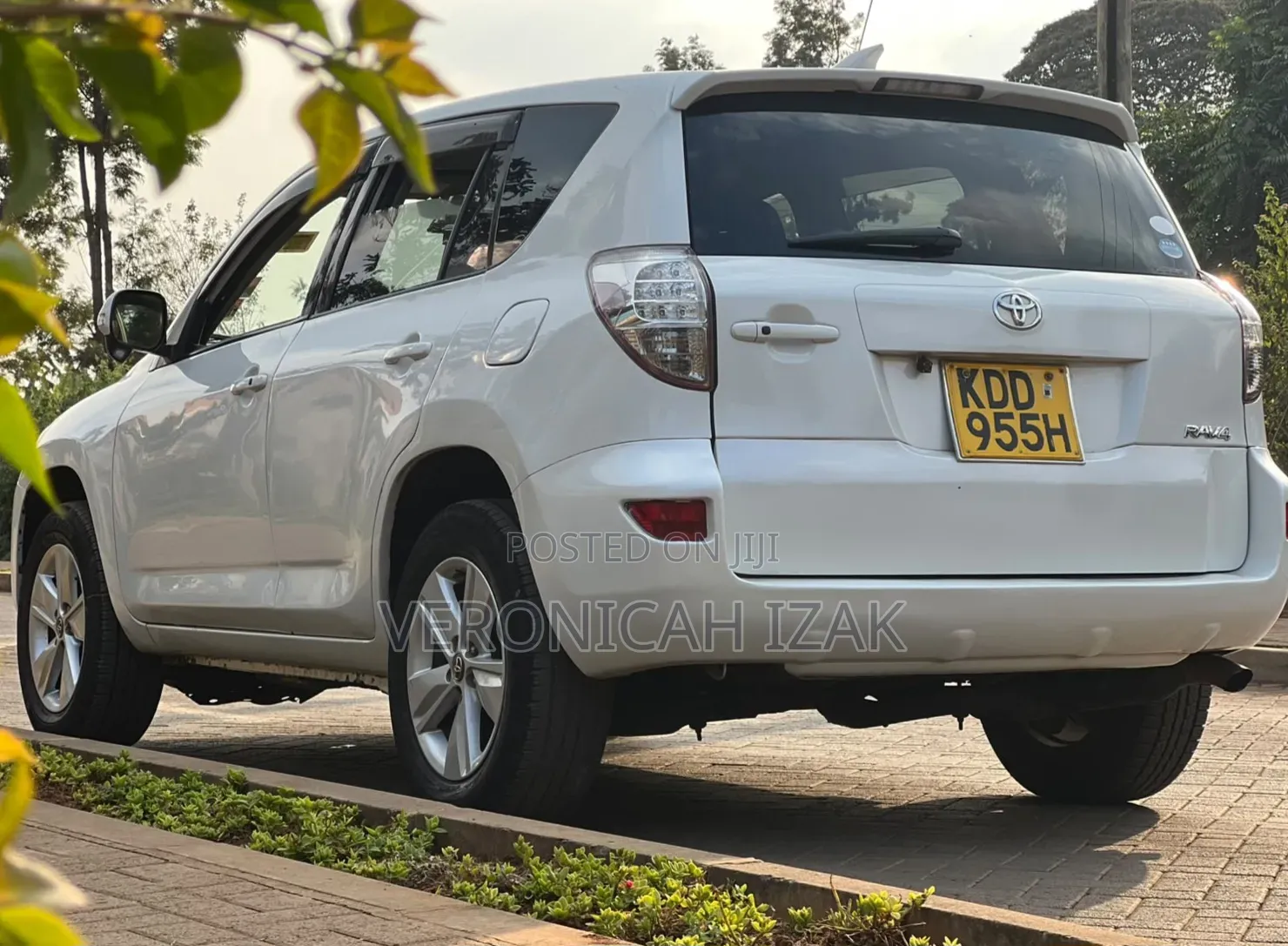 Toyota RAV4 2015 White