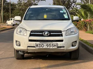 Toyota RAV4 2015 White