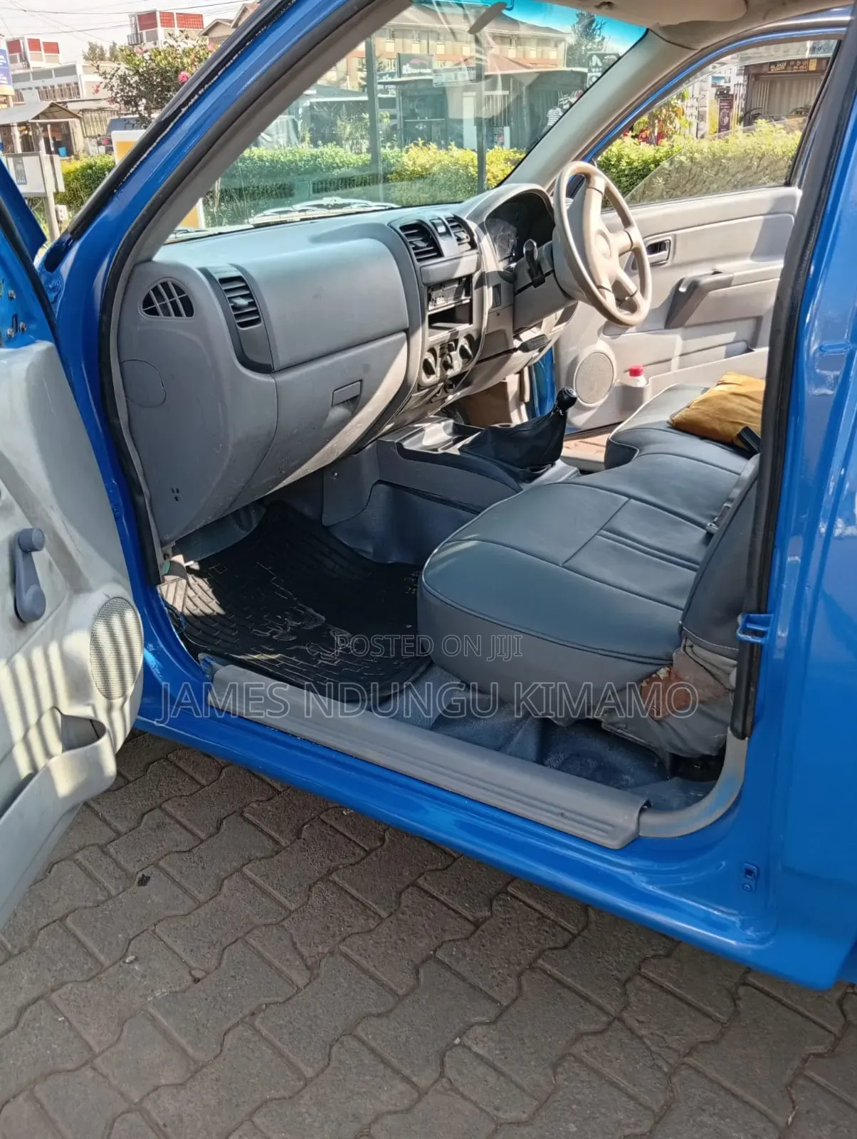 Isuzu D-MAX 2005 Blue