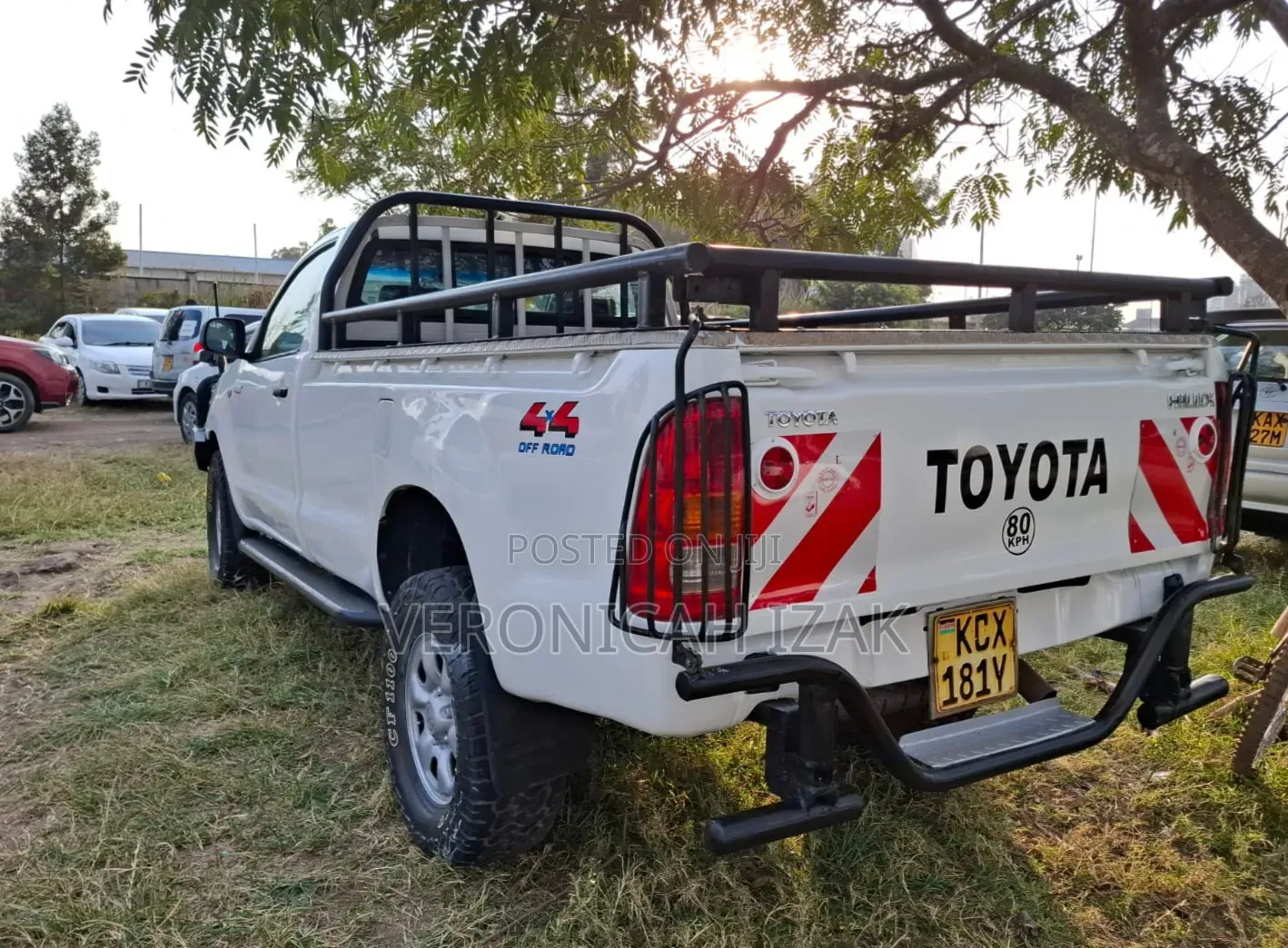 Toyota Hilux 2009 White
