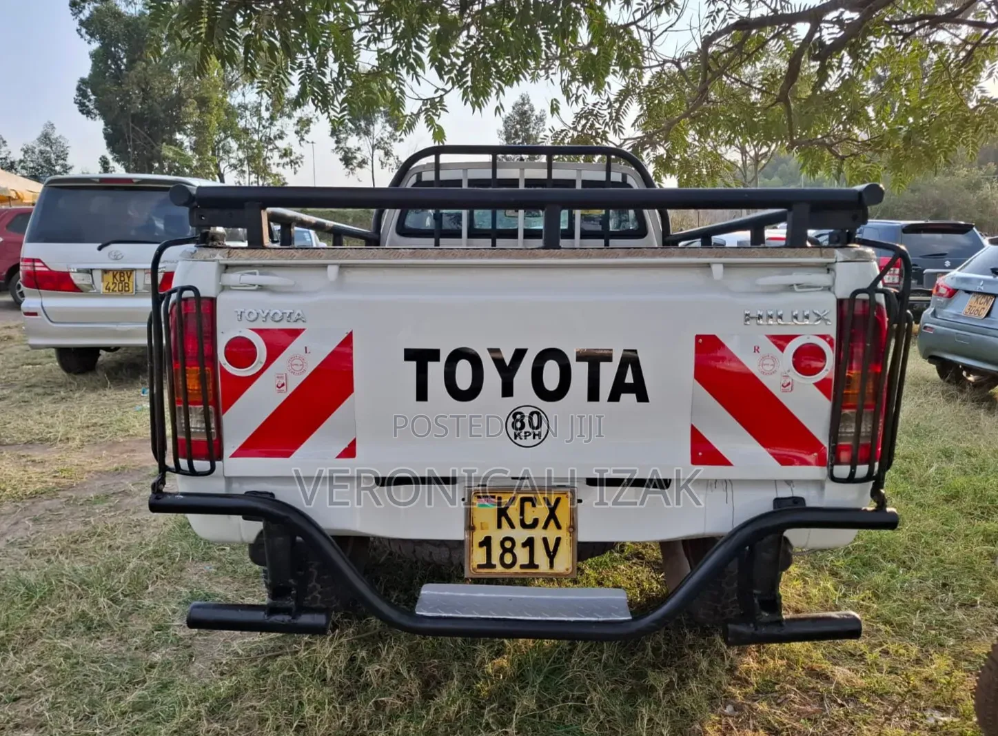 Toyota Hilux 2009 White