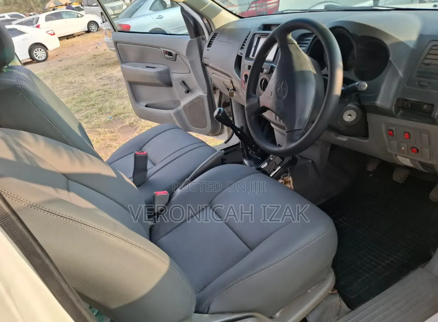 Toyota Hilux 2009 White
