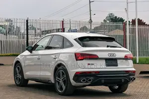 Audi SQ5 2022 White