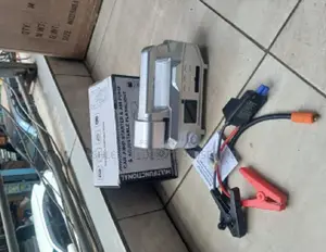 Heavy Duty Car Battery Jump Starter With Air Compressor LED Torch