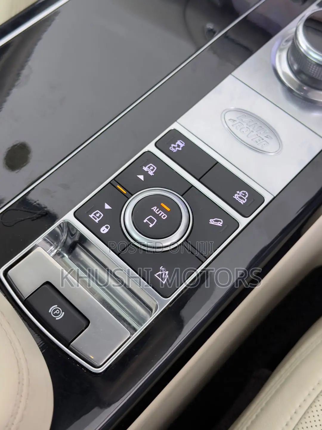 Land Rover Range Rover Vogue 2019 Black
