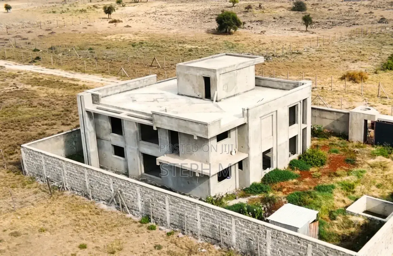 4bdrm Mansion in Kitengela for sale