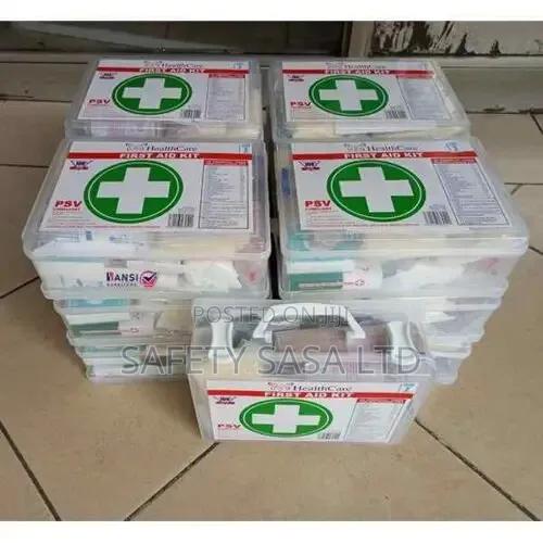 First Aid Kit 25 Essentials - thumbnail 2