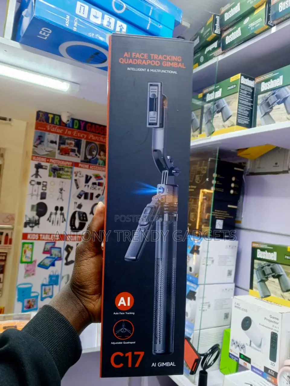 C17 AI Auto Tracking Phone Holder for Vlogging Streaming