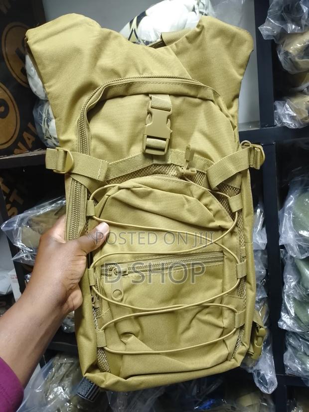 Hiking Bag/ Hydration Bags - thumbnail 3