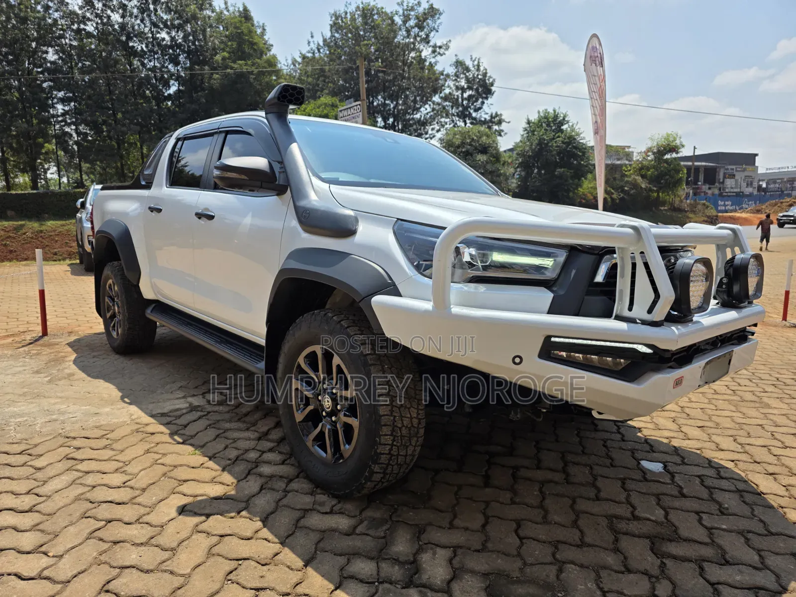 Toyota Hilux Revo Double Cab Deisel 2.8 AWD 2022 White