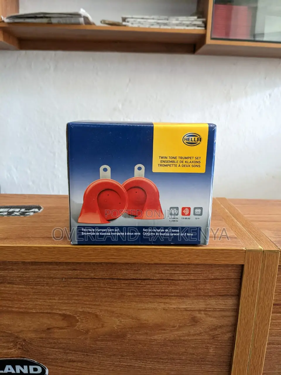 Hella 12V High Tone/Low Tone Twin Horn Kit RED