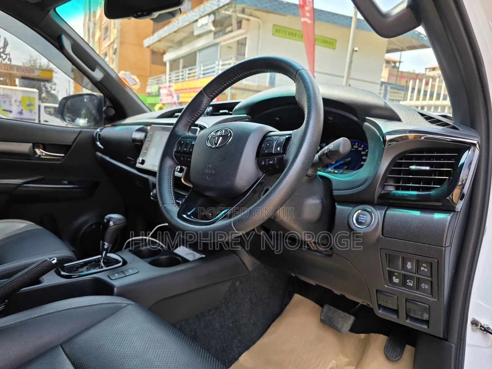 Toyota Hilux Revo Double Cab Deisel 2.8 AWD 2022 White