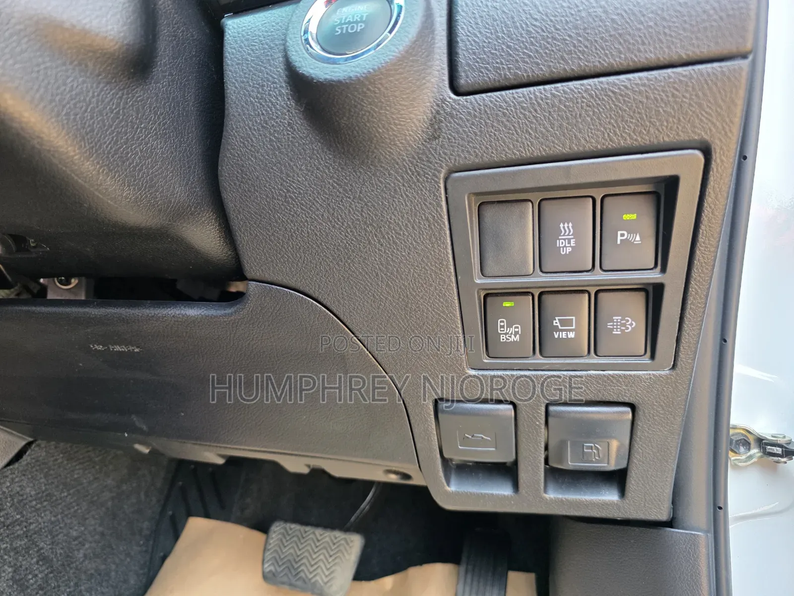 Toyota Hilux Revo Double Cab Deisel 2.8 AWD 2022 White