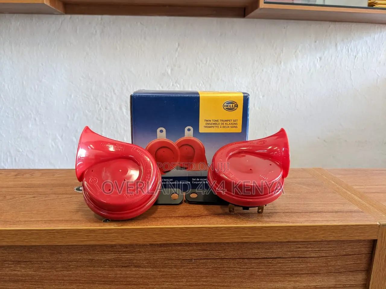 Hella 12V High Tone/Low Tone Twin Horn Kit RED