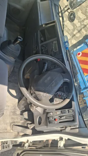 Isuzu Elfu