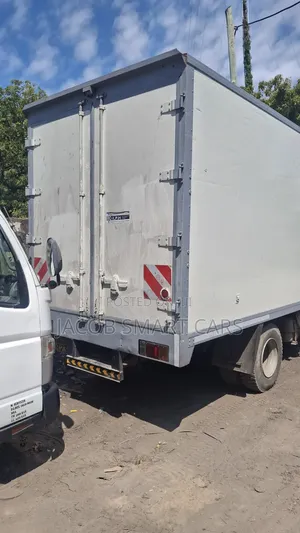 Isuzu Elfu