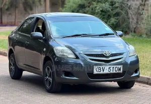 Toyota Belta 2006 Gray