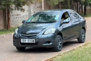 Toyota Belta 2006 Gray