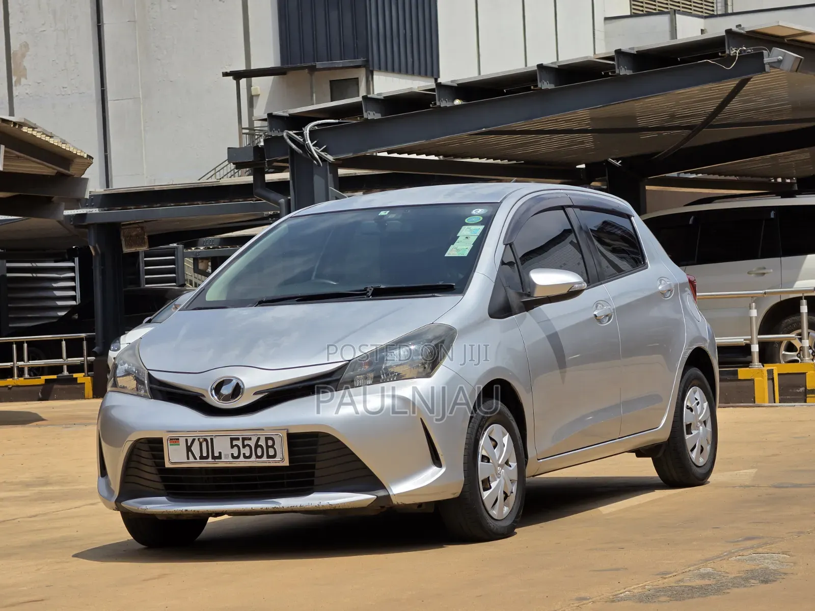 Toyota Vitz 2015