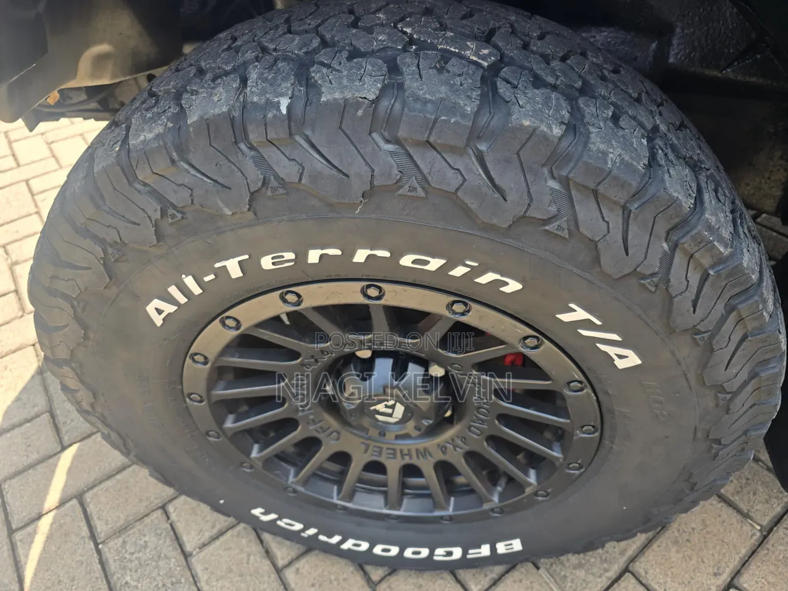 Toyota Land Cruiser 2005 Gray