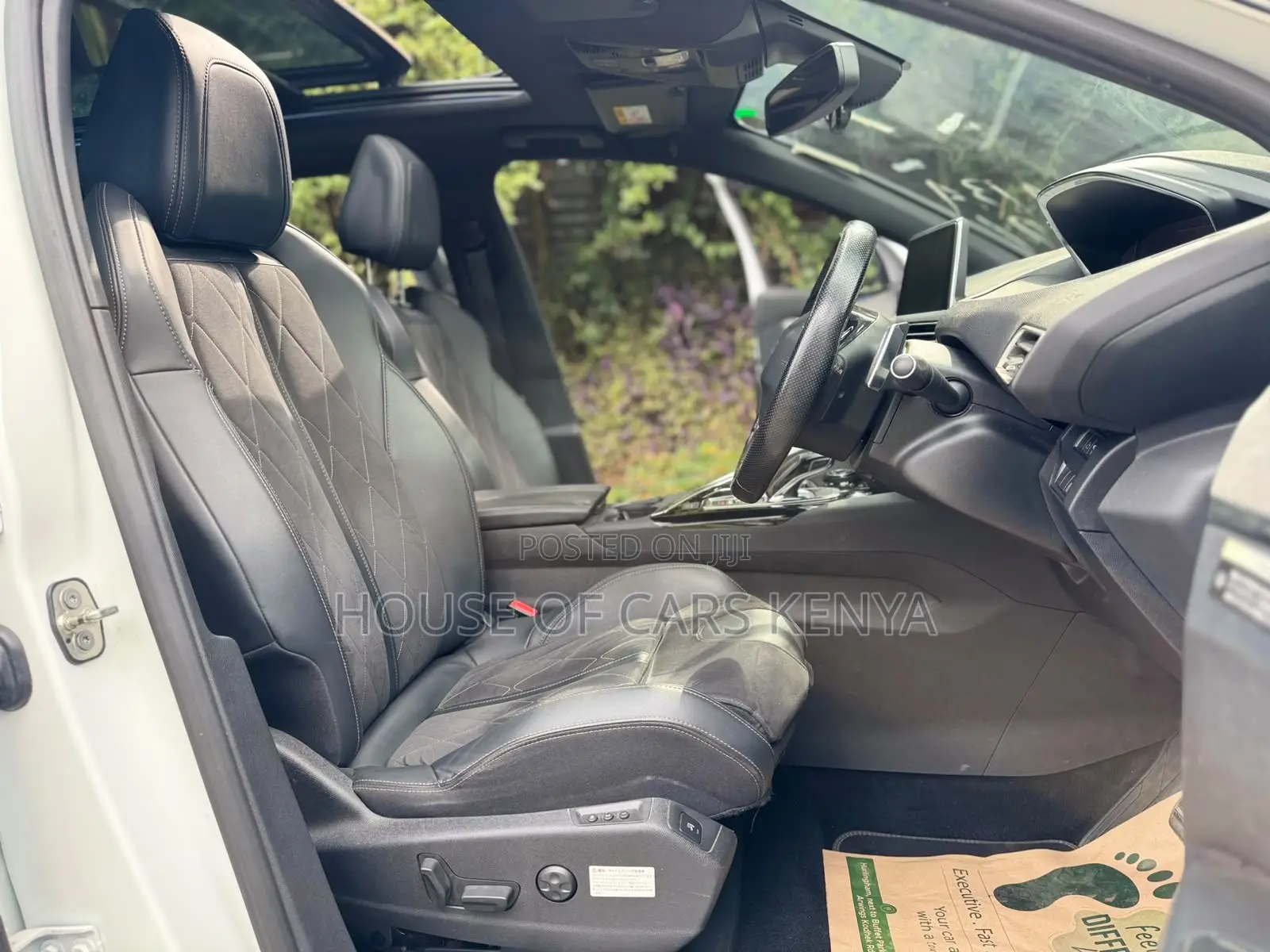 Peugeot 5008 2019 White