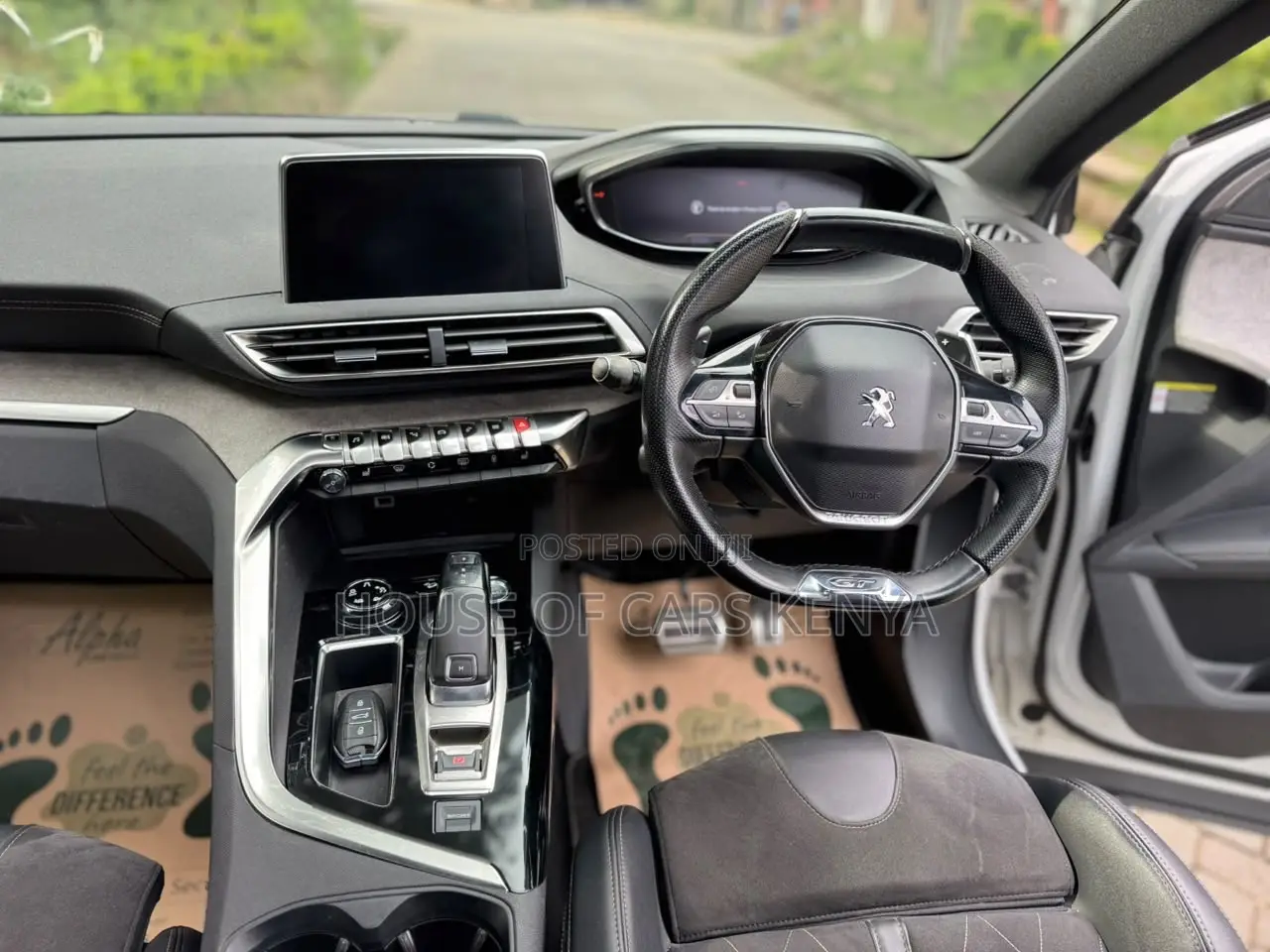 Peugeot 5008 2019 White