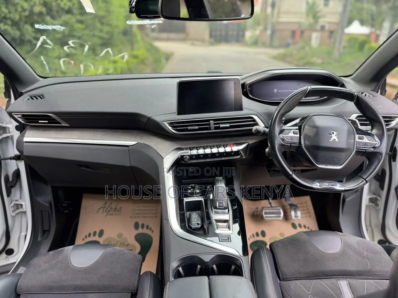 Peugeot 5008 2019 White