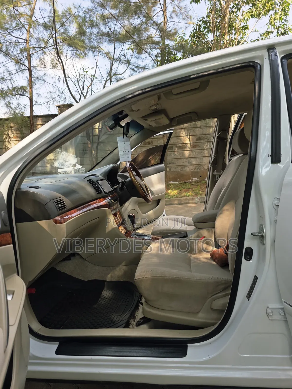 Toyota Premio 2009 White