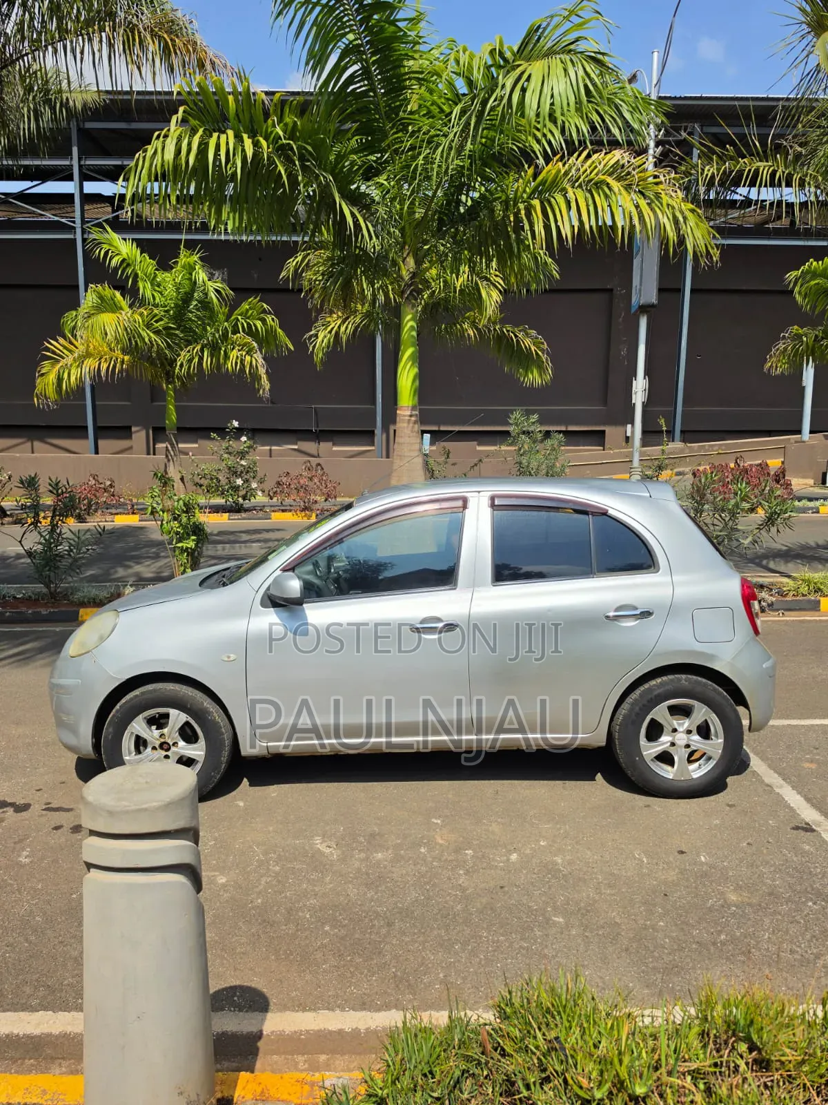 Nissan March 2014