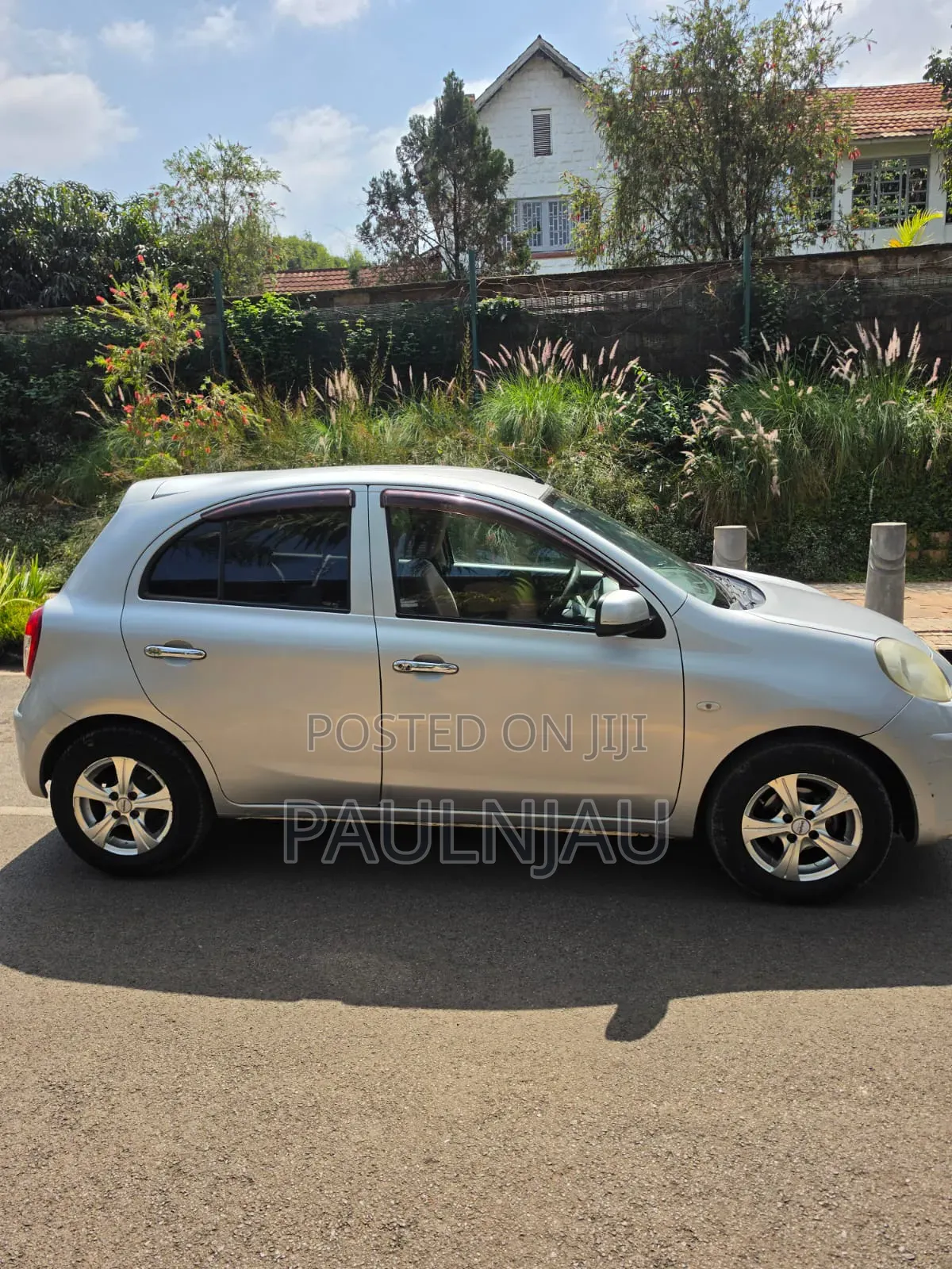 Nissan March 2014