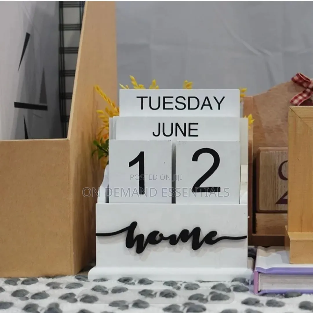 Luxury Wooden Block Calendar