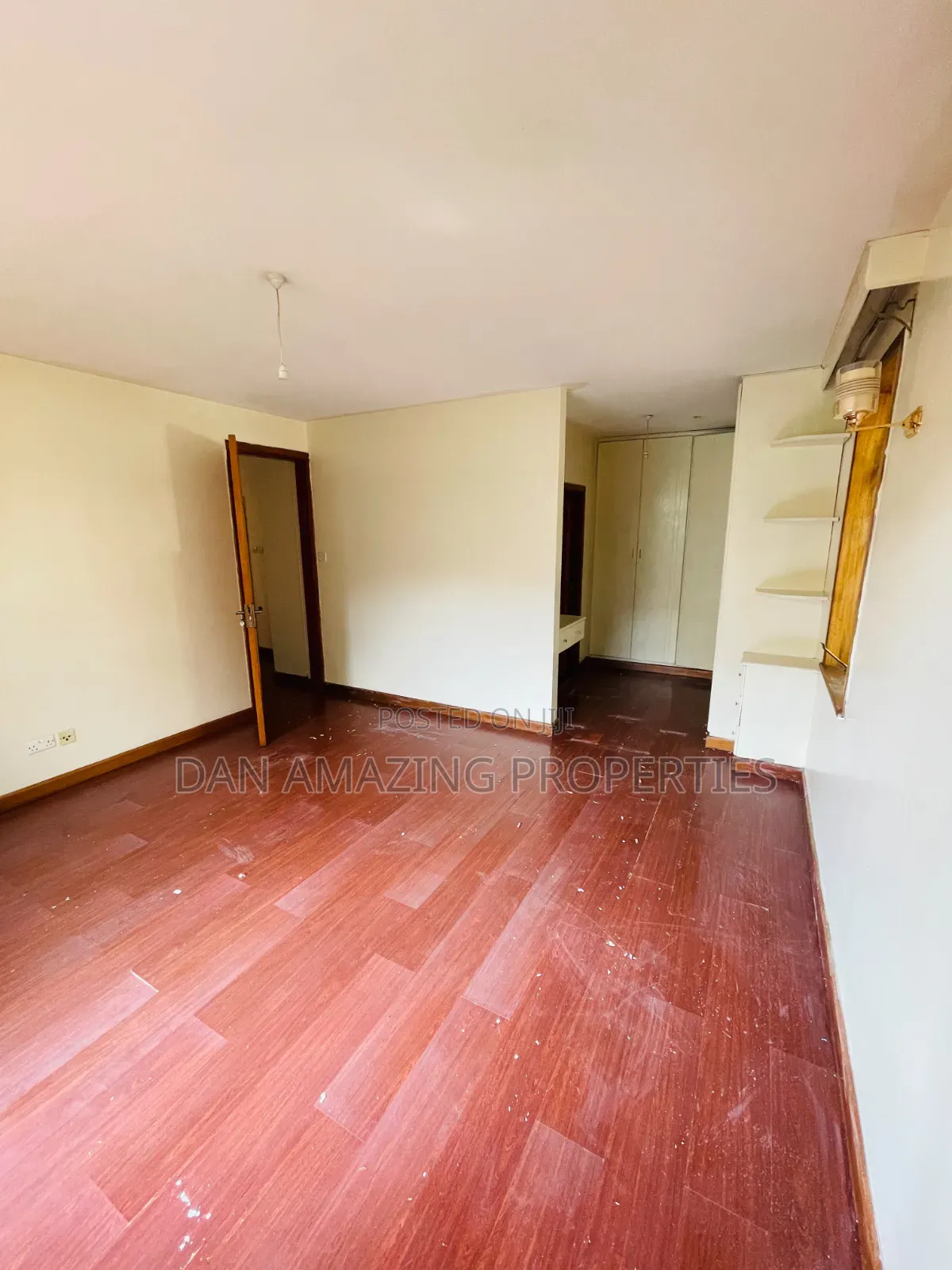 3bdrm Apartment in Githunguri Rd, Kileleshwa for rent