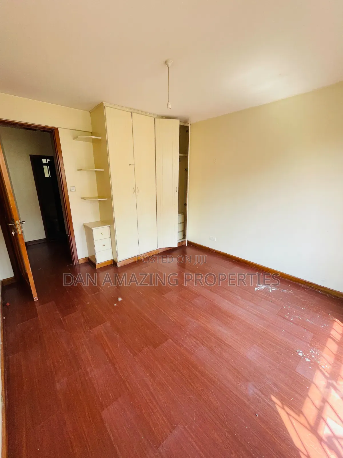 3bdrm Apartment in Githunguri Rd, Kileleshwa for rent