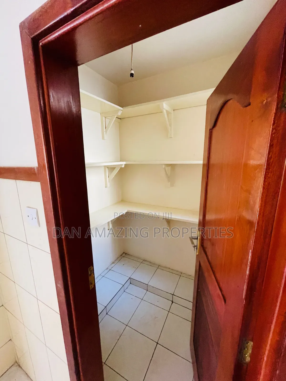 3bdrm Apartment in Githunguri Rd, Kileleshwa for rent