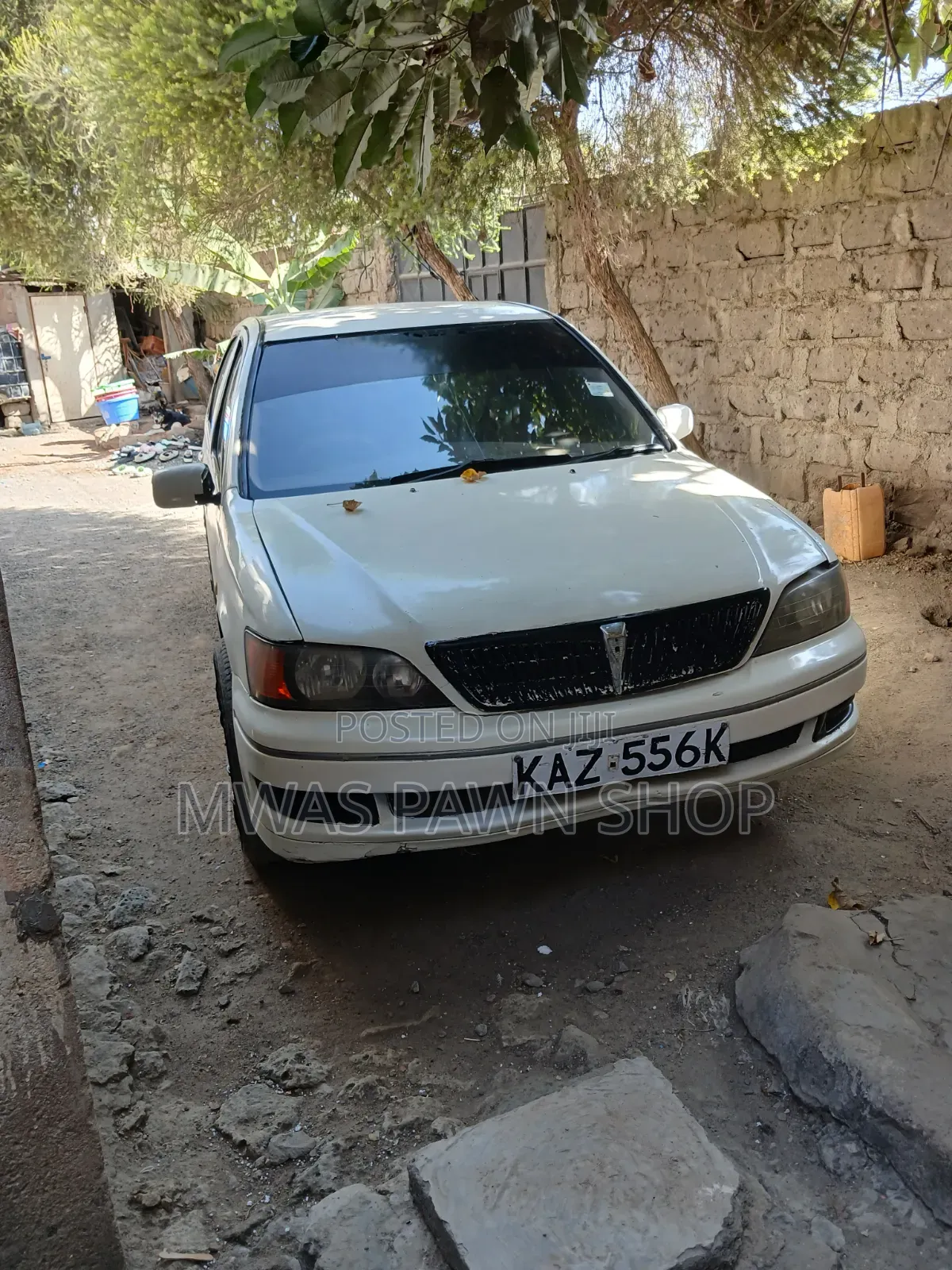 Toyota Vista 2000 White
