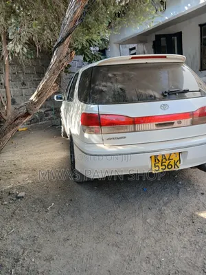 Toyota Vista 2000 White