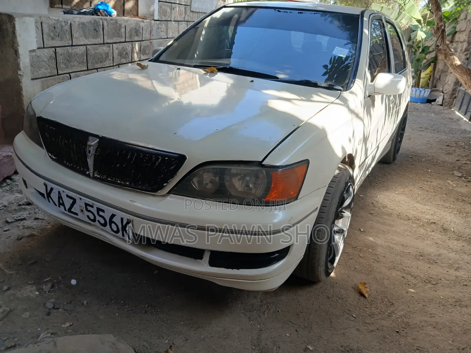 Toyota Vista 2000 White