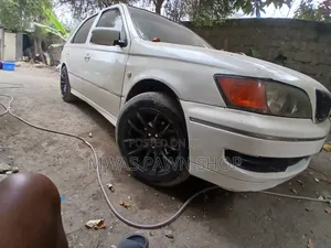 Toyota Vista 2000 White