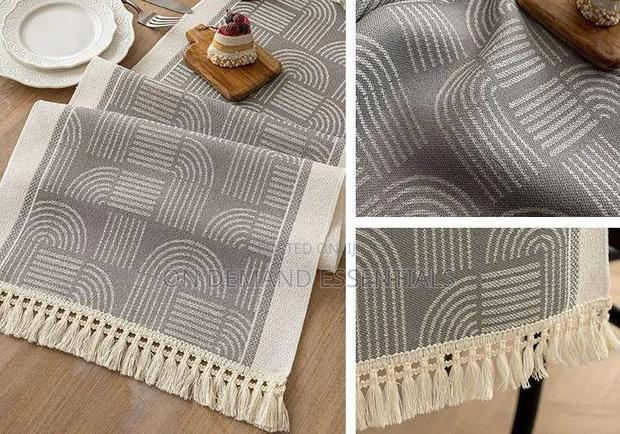 Transform Your Dining Table With Timeless Elegance Table Runner - thumbnail 4